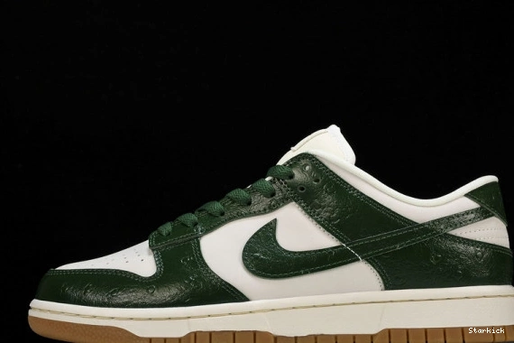FJ2260-002 Gorge Nike Green Low Dunk 0915